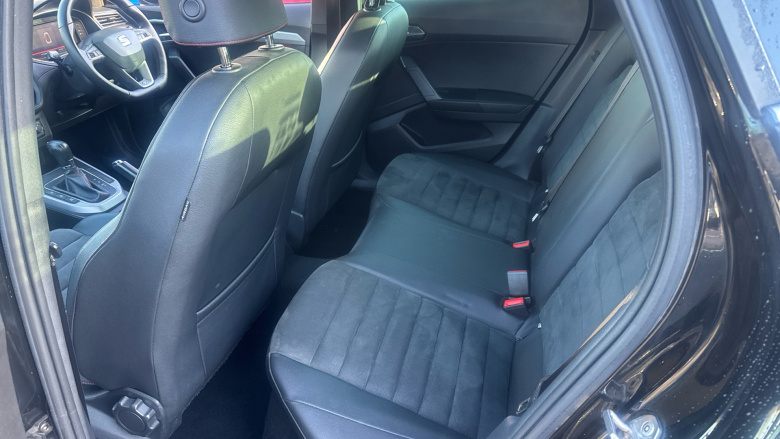 SEAT Arona 1.0 TSI 115 FR Sport [EZ] 5dr DSG Petrol Hatchback